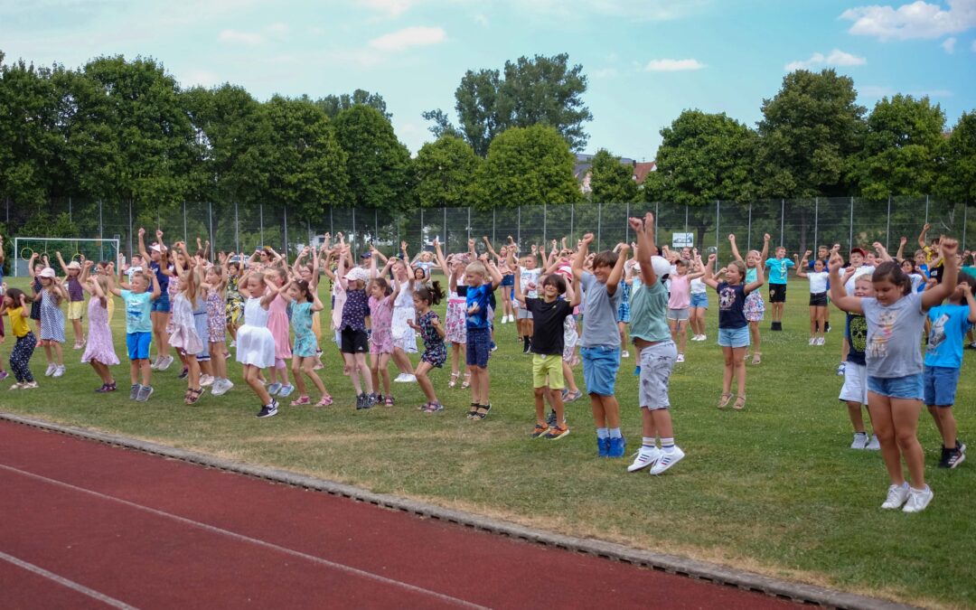 Highlight des Schuljahres: Ein kunterbuntes Schulfest der KKS