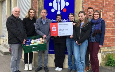 Schüler der KKS spenden für den Kocherladen